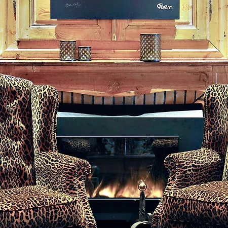 Mont Blanc Hotel 4*