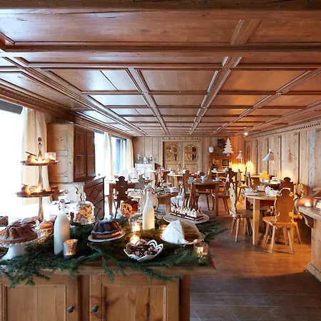 Szálloda Mont Blanc 4*