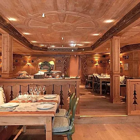 Hotel Mont Blanc 4*